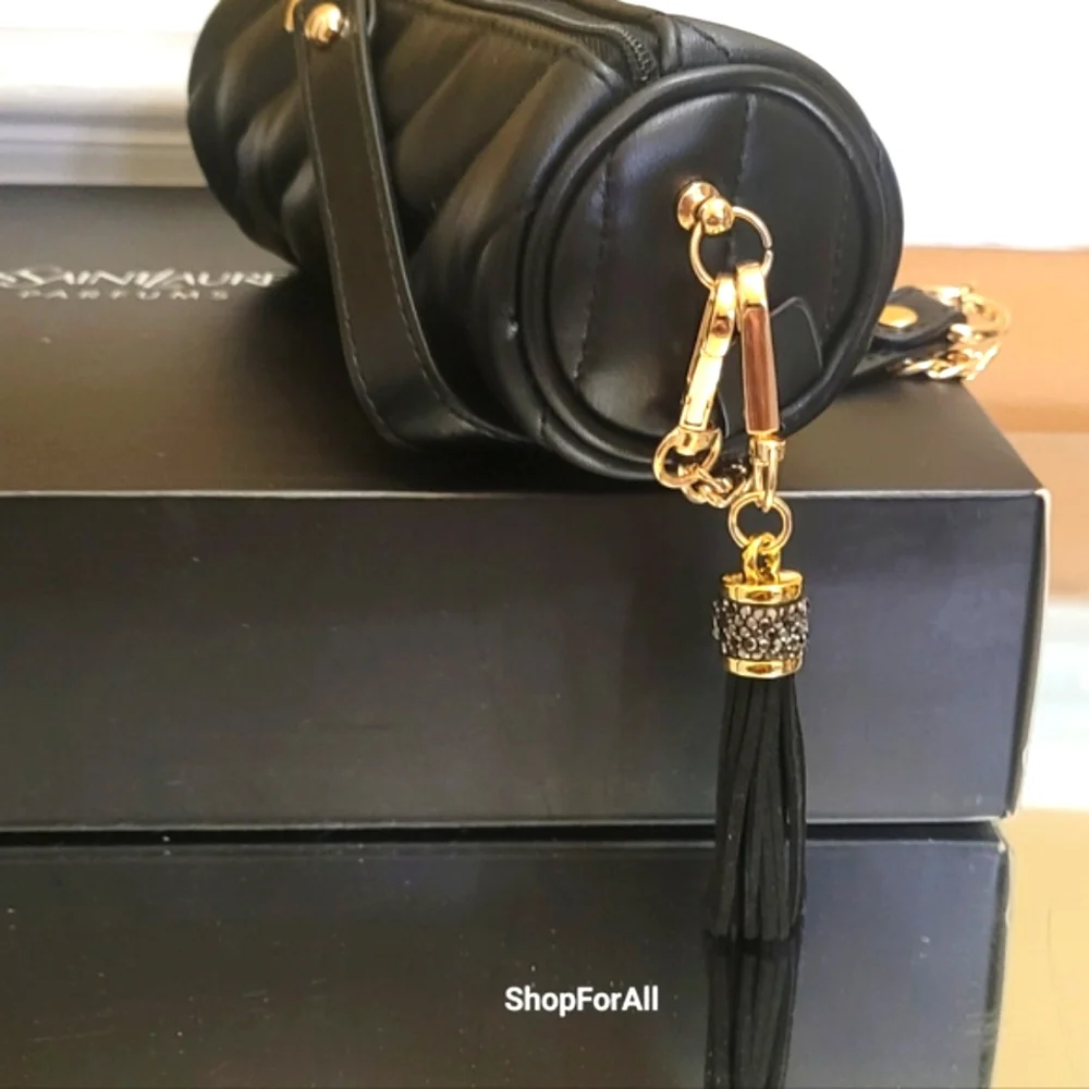 Yves Saint Laurent - Picture 5 of 16